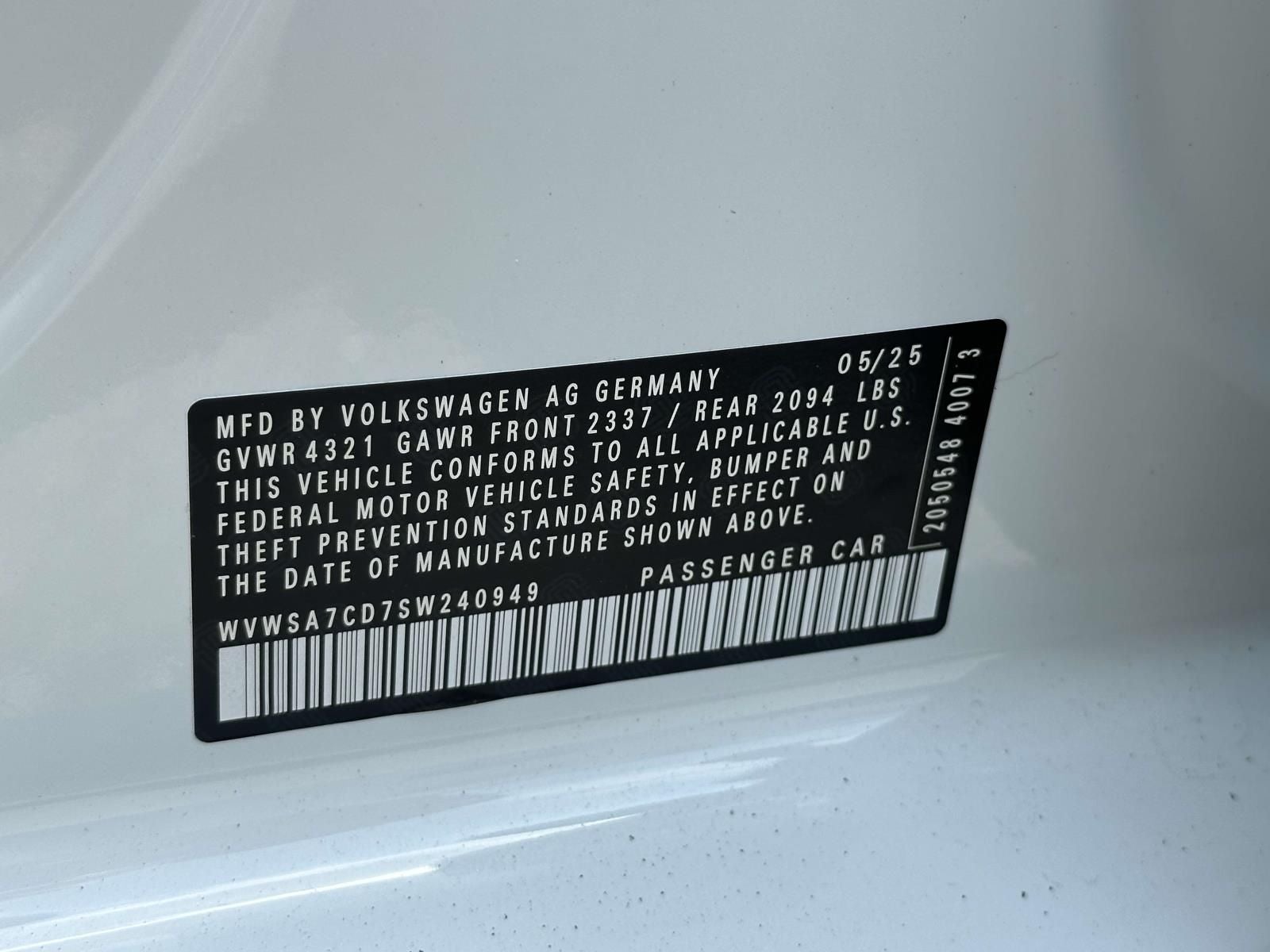 2025 Volkswagen Golf GTI 2.0T SE