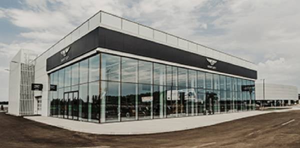 Banner of 2019 winner is displayed here.