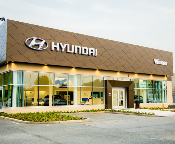 The building of Hyundai showroom is displayed.